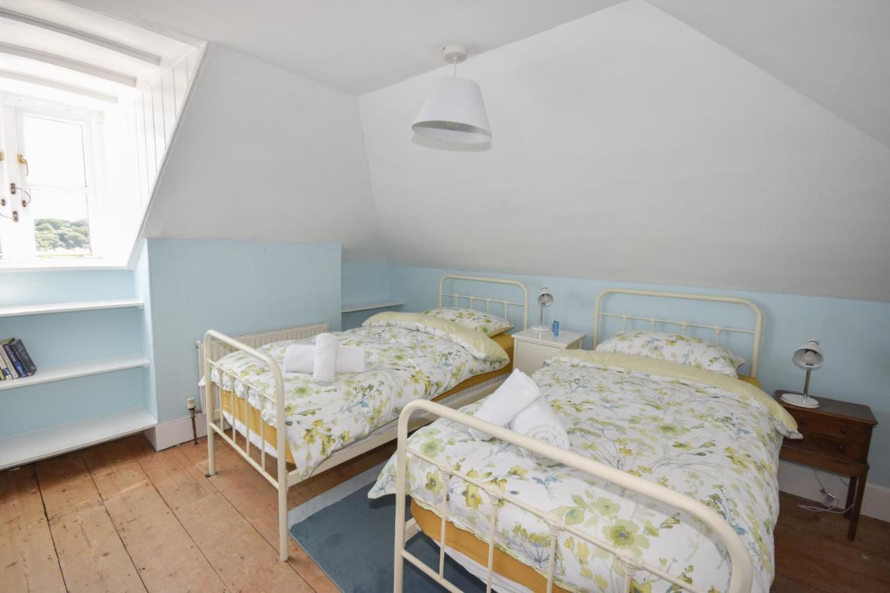 רייד Arden Villa, Sleeps 8, Moments From The Golden Sandy Beach Of Ryde מראה חיצוני תמונה